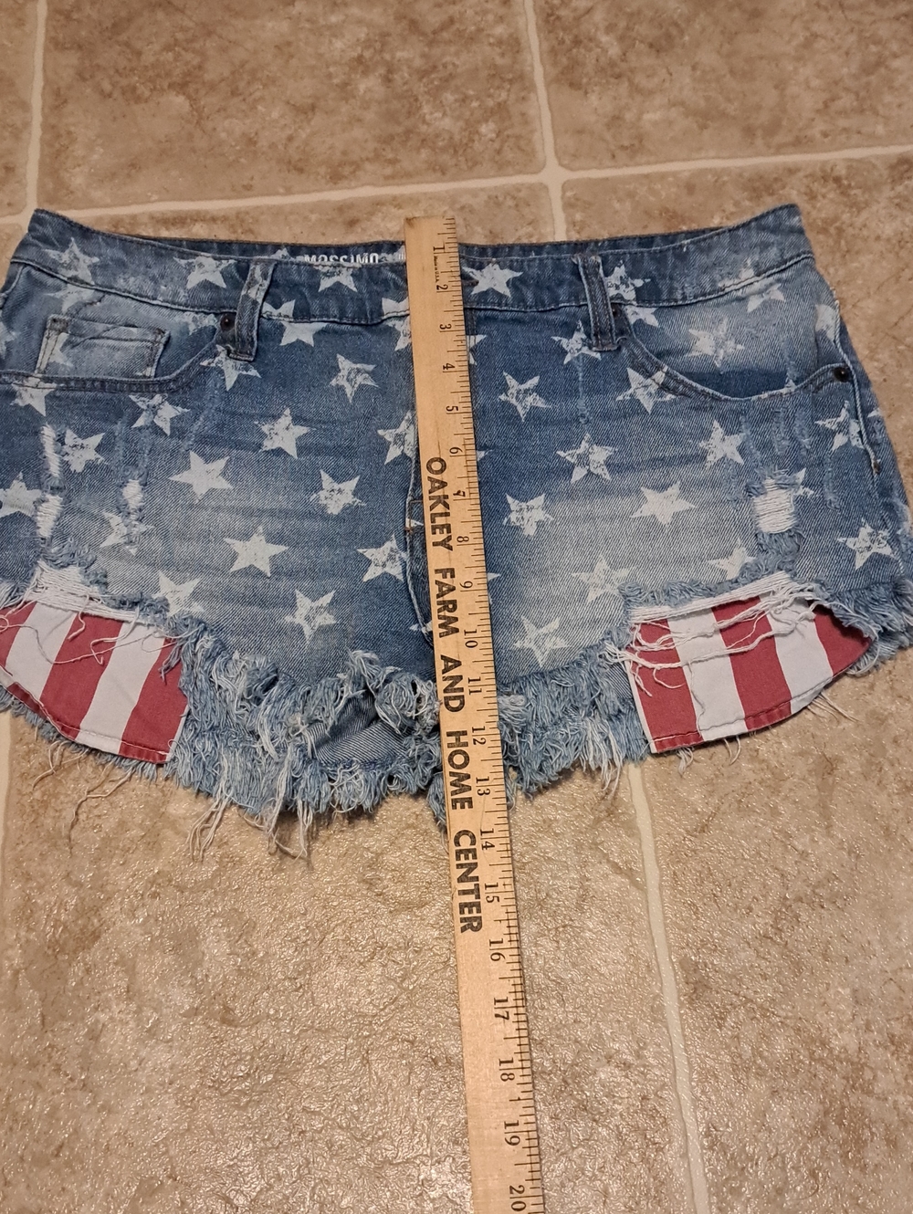 Mossimo Supply Co. Star Print Distressed Denim Shorts - Blue & White. Size 14/32 - Picture 6 of 11